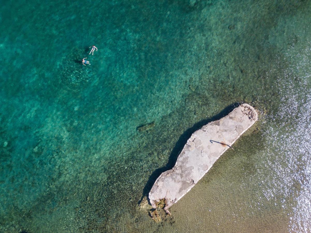 Mandraki Beach Resort מראה חיצוני תמונה